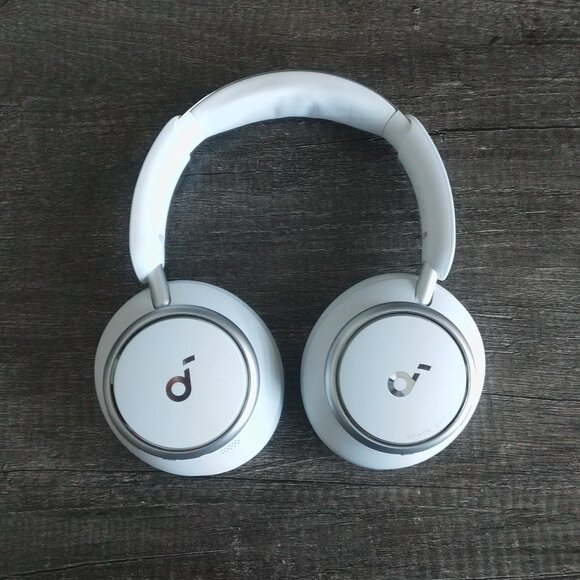 Soundcore Space Q45 wireless active noise cancelling (ANC) headphones - Picture 2 of 7